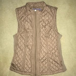 Laura Scott sleeveless vest
